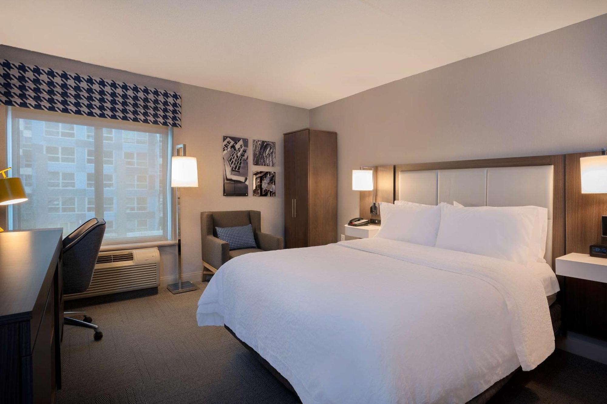 Hampton Inn By Hilton Boston/Cambridge Exterior foto