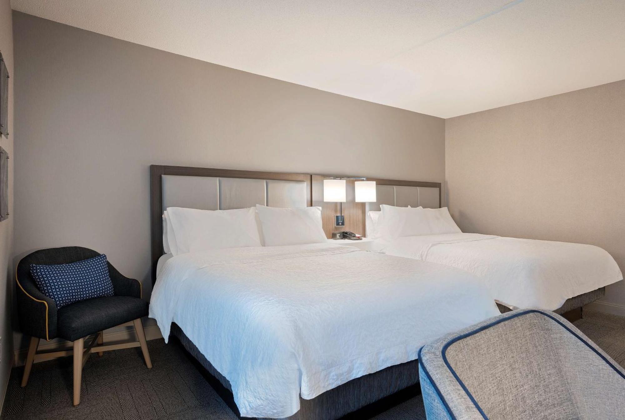 Hampton Inn By Hilton Boston/Cambridge Exterior foto